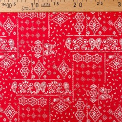Klassischer roter Bandana-Baumwollstoff | Wolf Stoffe