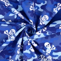Baumwollstoff Totenköpfen und blaues Camouflage | Wolf Stoffe